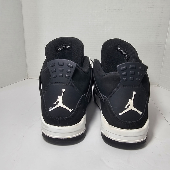 Air Jordan 4 Retro White Thunder (GS) Black/White-Black FQ8213-001 Size 7Y - Picture 9 of 14